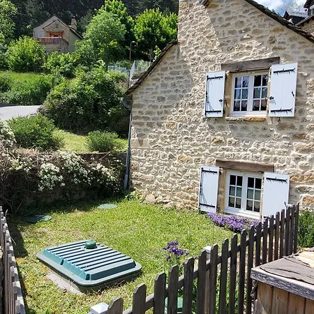 בית נופש Chez Lucette Barjac (Lozere)